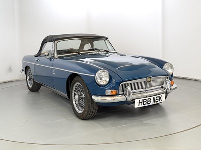 Lot 85 - 1972 MG B V8 Roadster
