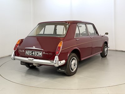 Lot 87 - 1974 Vanden Plas Princess 1300