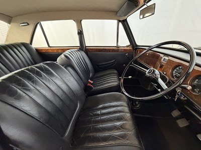 Lot 87 - 1974 Vanden Plas Princess 1300