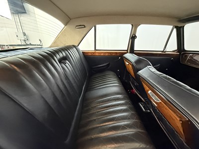 Lot 87 - 1974 Vanden Plas Princess 1300