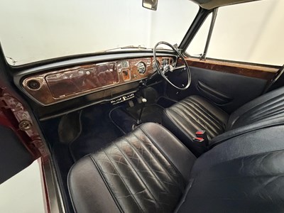 Lot 87 - 1974 Vanden Plas Princess 1300