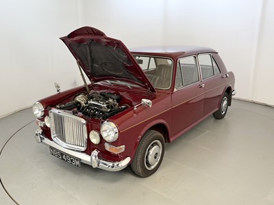 Lot 87 - 1974 Vanden Plas Princess 1300