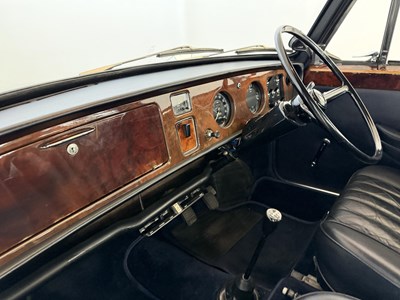 Lot 87 - 1974 Vanden Plas Princess 1300