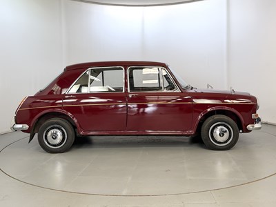Lot 87 - 1974 Vanden Plas Princess 1300