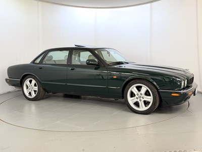 Lot 1998 Jaguar XJR