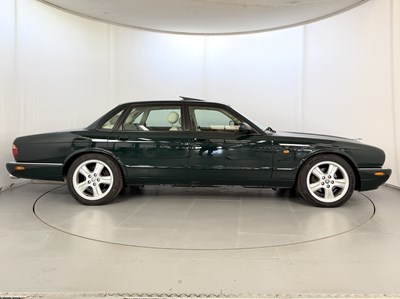 Lot 1998 Jaguar XJR