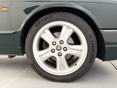 Lot 1998 Jaguar XJR