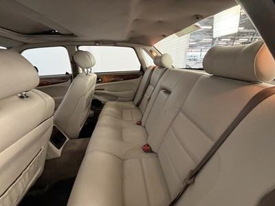 Lot 1998 Jaguar XJR