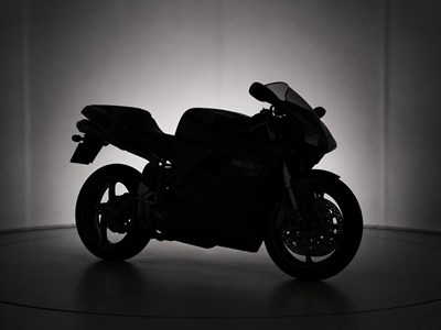 Lot 2002 Ducati 748