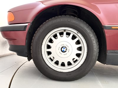 Lot 1997 BMW 728i