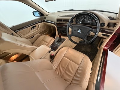 Lot 1997 BMW 728i