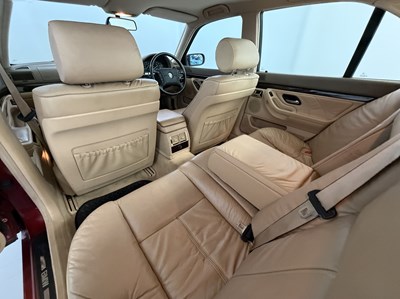 Lot 1997 BMW 728i