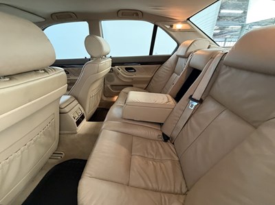 Lot 1997 BMW 728i