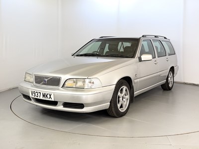 Lot 1999 Volvo V70 - NO RESERVE