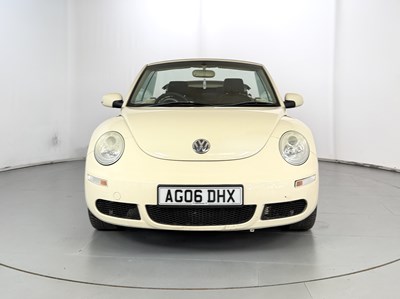 Lot 2006 Volkswagen Beetle Convertible