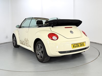 Lot 2006 Volkswagen Beetle Convertible