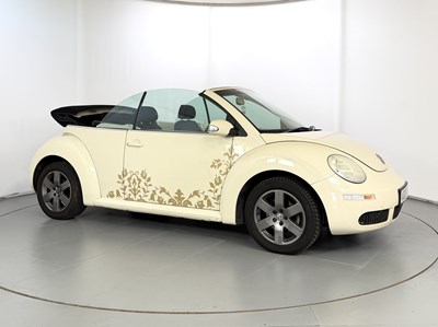 Lot 2006 Volkswagen Beetle Convertible