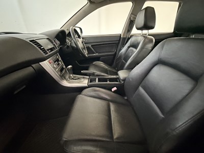 Lot 2006 Subaru Outback
