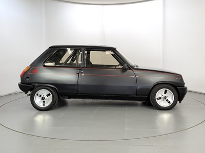 Lot 1981 Renault 5 Gordini