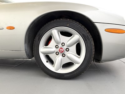 Lot 1998 Jaguar XK8
