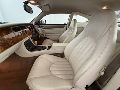Lot 1998 Jaguar XK8