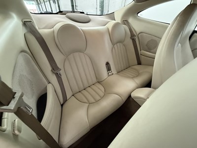 Lot 1998 Jaguar XK8