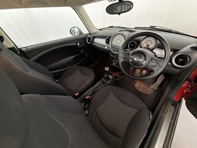Lot 2012 Mini One