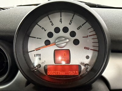 Lot 2012 Mini One