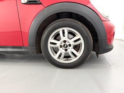 Lot 2012 Mini One