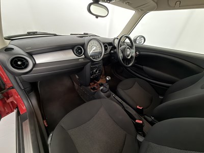 Lot 2012 Mini One