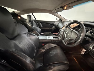 Lot 2005 Aston Martin DB9