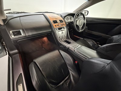 Lot 2005 Aston Martin DB9