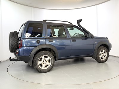 Lot 2005 Land Rover Freelander