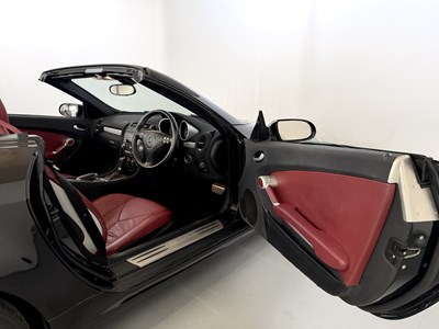 Lot 2005 Mercedes-Benz SLK200