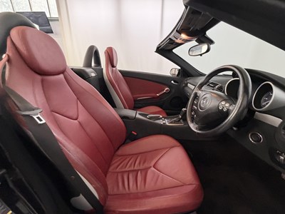 Lot 2005 Mercedes-Benz SLK200