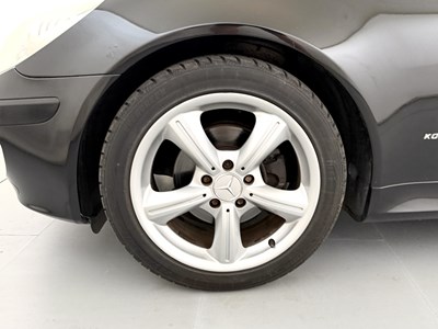Lot 2005 Mercedes-Benz SLK200