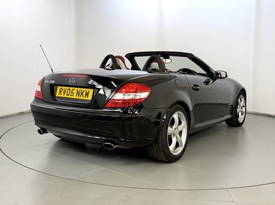 Lot 2005 Mercedes-Benz SLK200