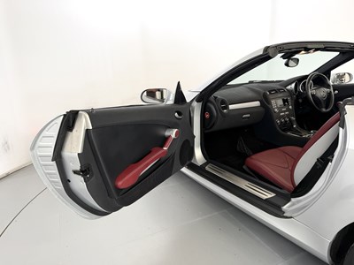 Lot 2006 Mercedes-Benz SLK200
