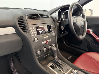 Lot 2006 Mercedes-Benz SLK200