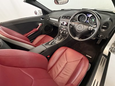 Lot 2006 Mercedes-Benz SLK200