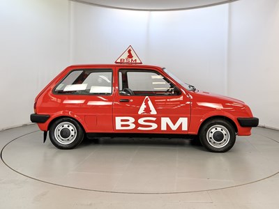 Lot 1982 Austin Metro