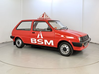 Lot 1982 Austin Metro