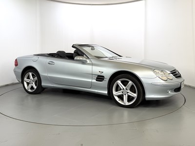 Lot 2004 Mercedes-Benz SL500