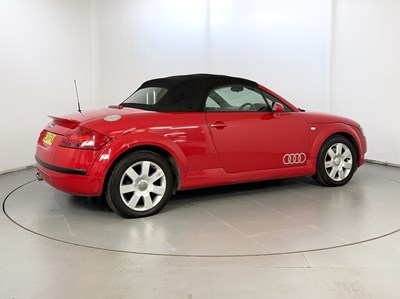 Lot 2004 Audi TT