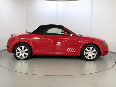 Lot 2004 Audi TT