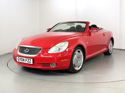 Lot 2004 Lexus SC430