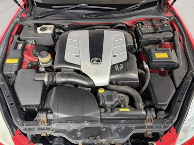 Lot 2004 Lexus SC430