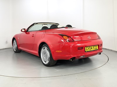Lot 2004 Lexus SC430