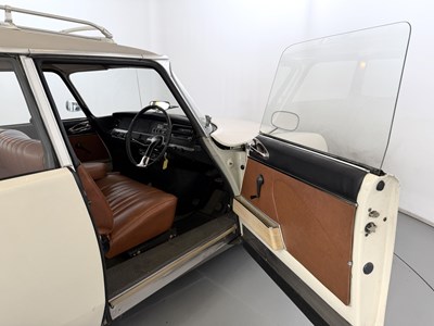 Lot 1969 Citroen ID21 DS Safari