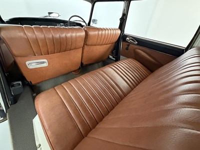 Lot 1969 Citroen ID21 DS Safari